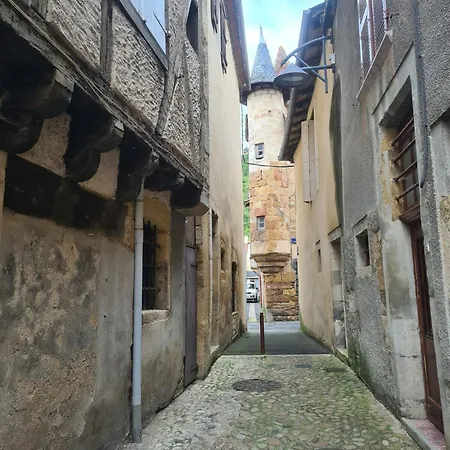 Mercadial Au Coeur De *