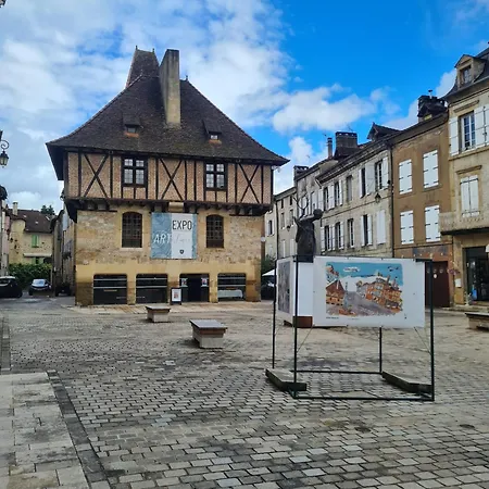 Mercadial Au Coeur De Апартаменты