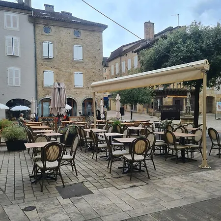 Mercadial Au Coeur De *